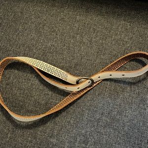 American Eagle White Leather Belt